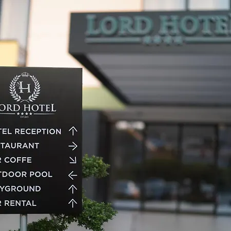 Lord Hotel-2